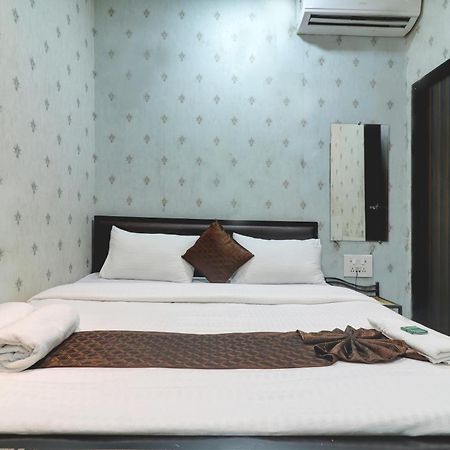 Hotel Shabana - Colaba Causeway Bombay Esterno foto